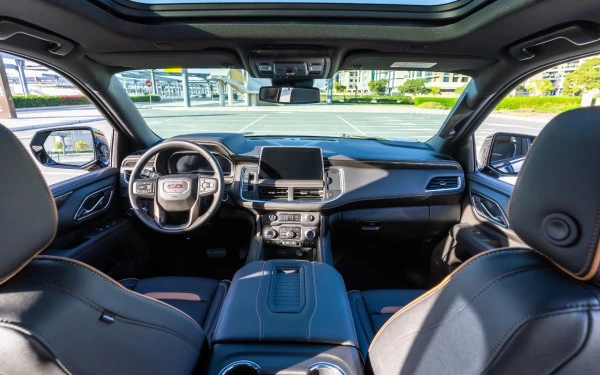  Black GMC Yukon AT4 Photo 