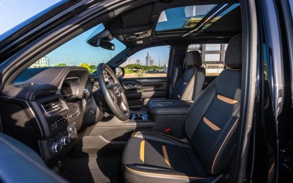  Black GMC Yukon AT4 Photo 