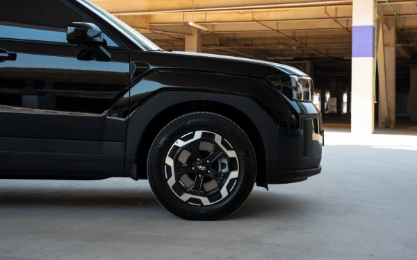  Black Hyundai Santa Fe Photo 