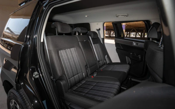  Black Hyundai Santa Fe Photo 