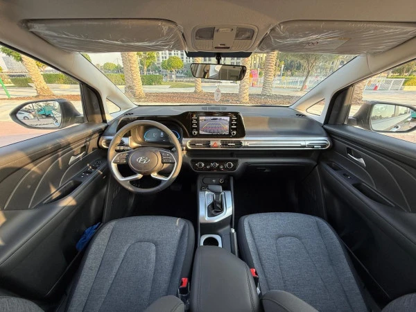  Black Hyundai Stargazer Photo 