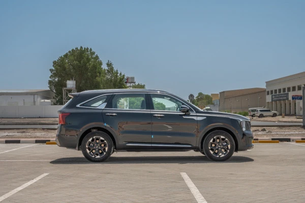  Black KIA Sorento Photo 