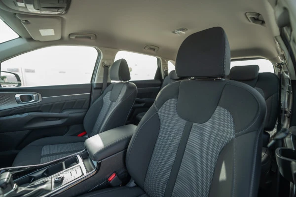  Black KIA Sorento Photo 