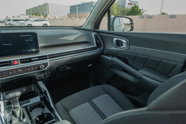  Black KIA Sorento Photo 