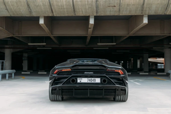  Black Lamborghini Evo Spyder Photo 
