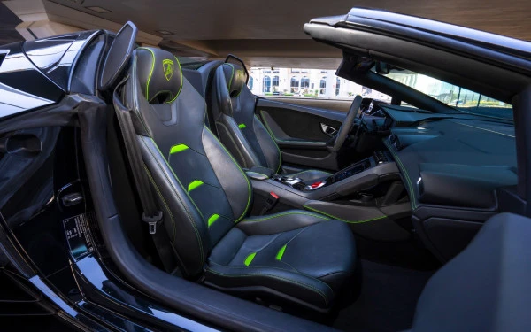  Black Lamborghini Evo Spyder Photo 