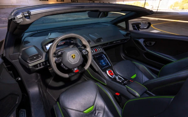  Black Lamborghini Evo Spyder Photo 