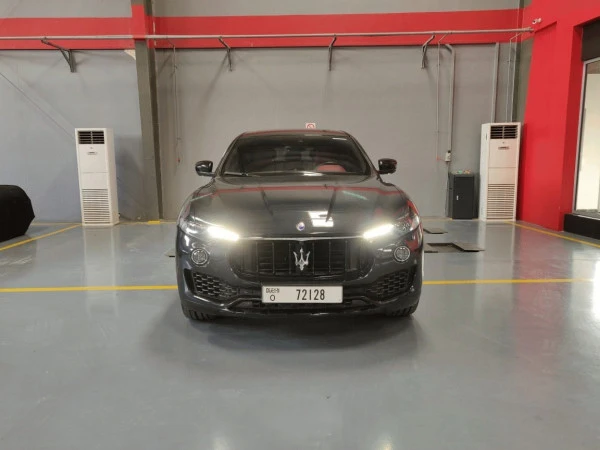  Black Maserati Levante Photo 