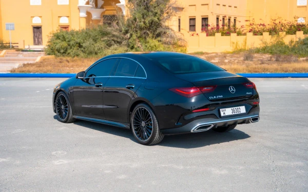  Black Mercedes CLA250 Photo 