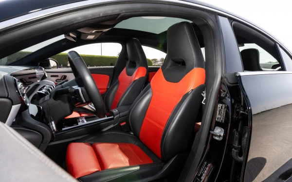  Black Mercedes CLA250 Photo 