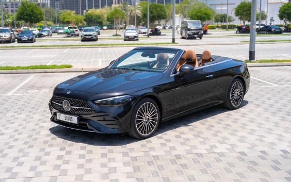  Black Mercedes CLE 200 AMG cabriolet/convertible Photo 
