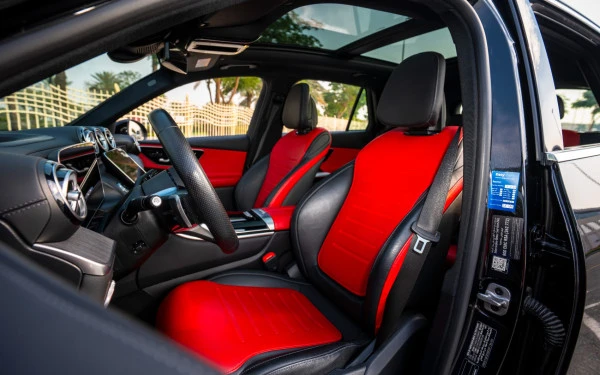  Black Mercedes GLC 200 SUV Photo 