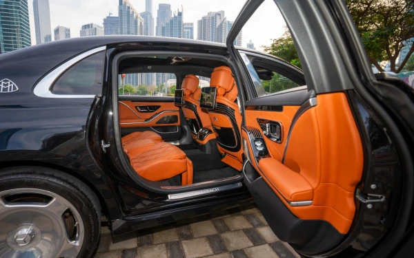  Black Mercedes Maybach S580 Photo 