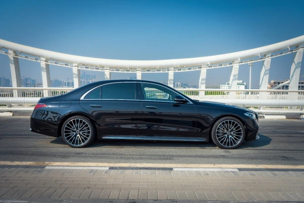  Black Mercedes S500 Photo 