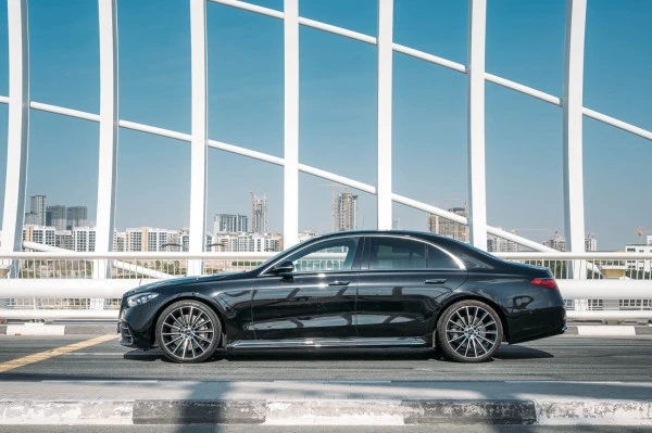  Black Mercedes S500 Photo 