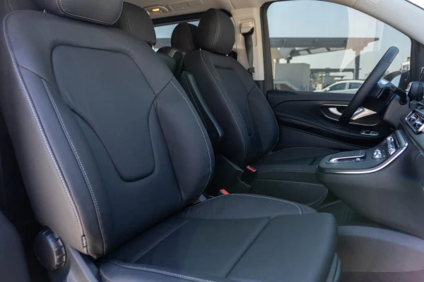  Black Mercedes V300 Avantgarde Extra Long Photo 