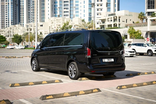  Black Mercedes V300 Avantgarde Extra Long Photo 