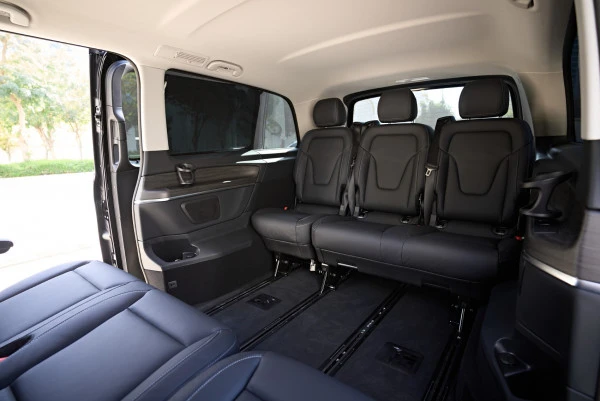  Black Mercedes V300 Avantgarde Extra Long Photo 