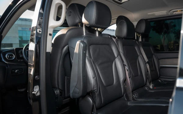  Black Mercedes V300 Avantgarde Extra Long Photo 