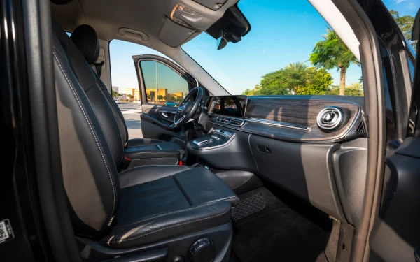  Black Mercedes V300 Avantgarde Extra Long Photo 