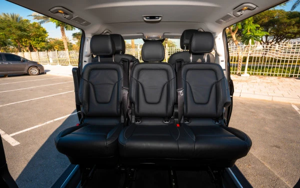  Black Mercedes V300 Avantgarde Extra Long Photo 