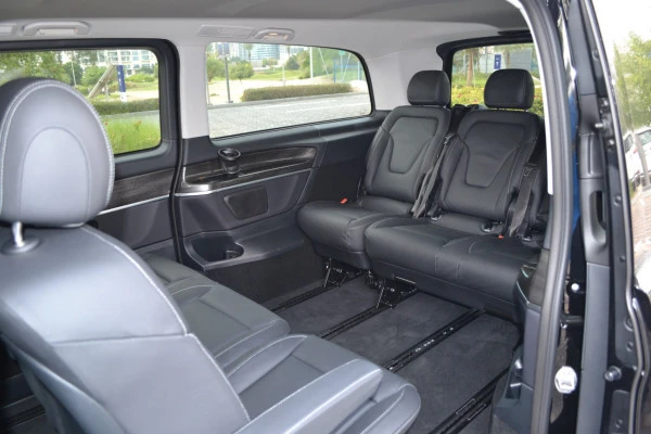  Black Mercedes V250 Photo 