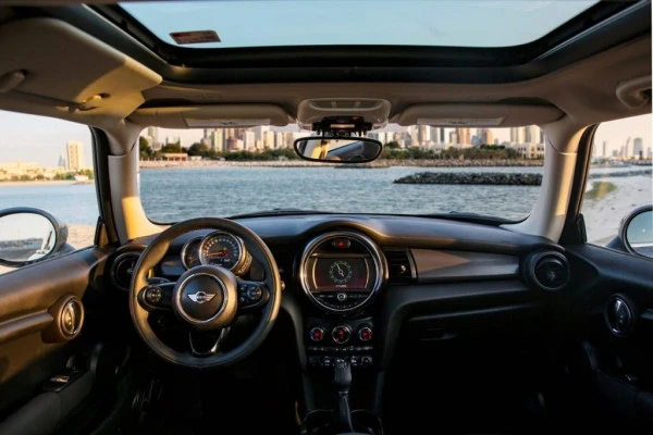  Black Mini Cooper Photo 