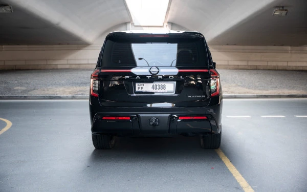  Black Nissan Patrol Platinum LE PLATI Photo 