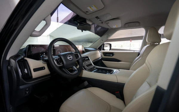  Black Nissan Patrol Platinum V6 Photo 