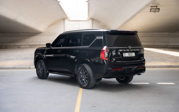 Black Nissan Patrol Platinum V6 Photo 