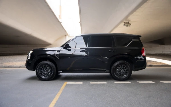  Black Nissan Patrol Platinum V6 Photo 