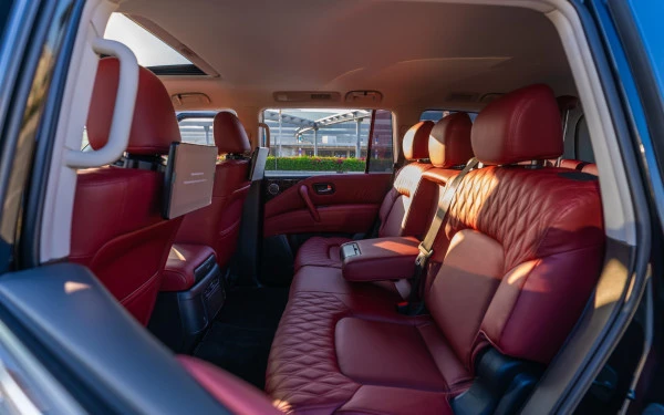  Black Nissan Patrol V6 Photo 