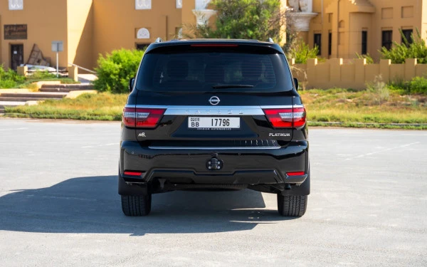  Black Nissan Patrol Photo 