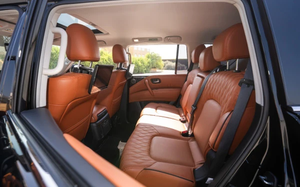  Black Nissan Patrol Photo 