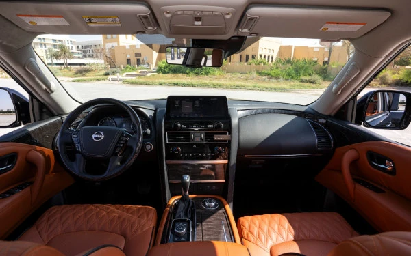  Black Nissan Patrol Photo 