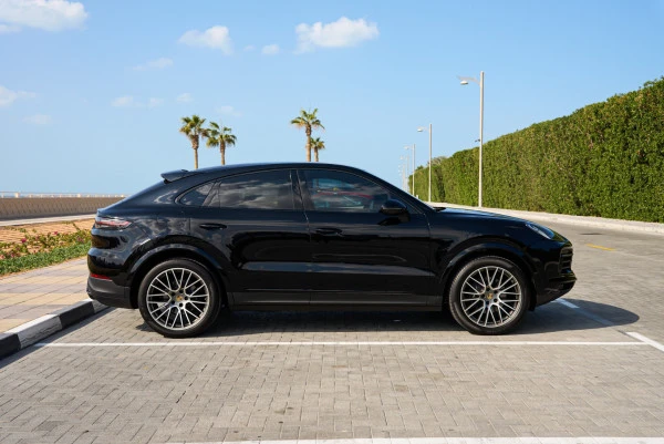  Black Porsche Cayenne coupe Photo 