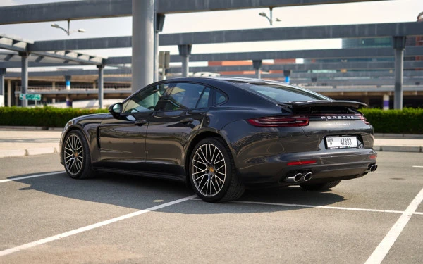  Dark Grey Porsche Panamera 4 Photo 