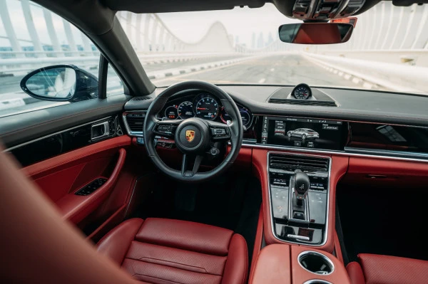  Black Porsche Panamera Photo 