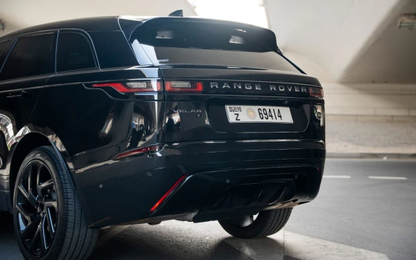  Black Range Rover Velar Photo 