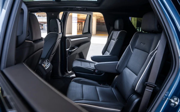  Blue Cadillac Escalade Photo 