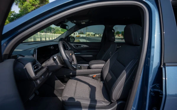  Blue Chevrolet Traverse Photo 