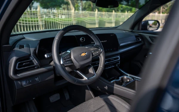  Blue Chevrolet Traverse Photo 