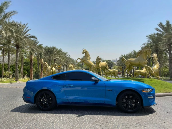  Blue Ford Mustang GT Premium V8 Photo 