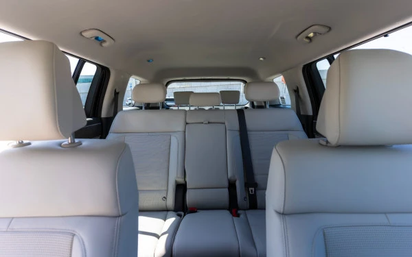  Blue Hyundai Santa Fe Photo 