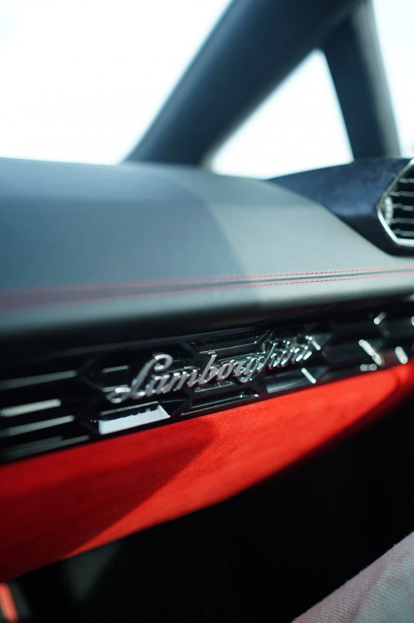  Blue Lamborghini Evo Spyder Photo 