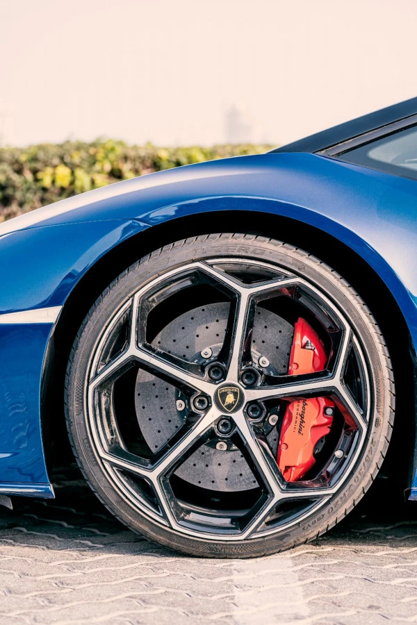  Blue Lamborghini Evo Spyder Photo 