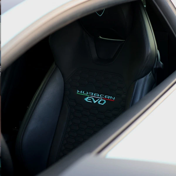  Blue Lamborghini Huracan Photo 