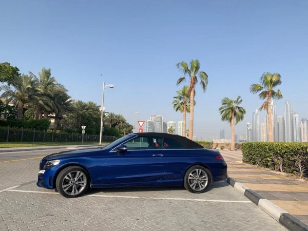  Blue Mercedes C300 cabrio Photo 
