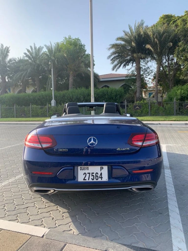  Blue Mercedes C300 cabrio Photo 