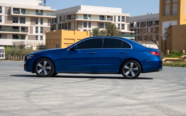  Blue Mercedes C200 Photo 